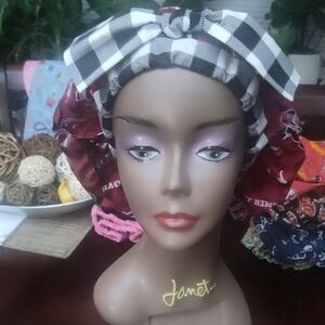 Alabama State UniversitySleep Bonnet with Bow - Black & White Check and Burgundy
